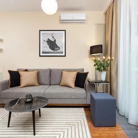 Royal Center Mennica By Renters Apartmán