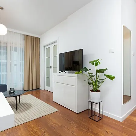 Apartamento Royal Center Mennica By Renters *