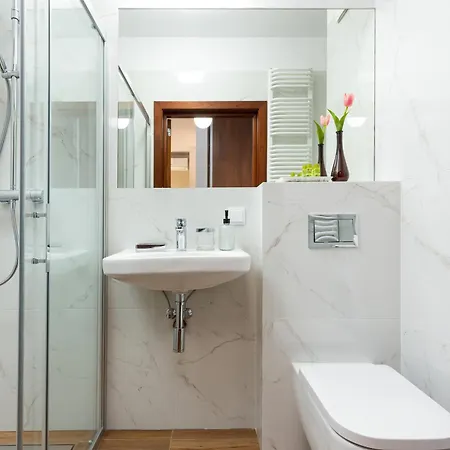 דירה Royal Center Mennica By Renters ורשה