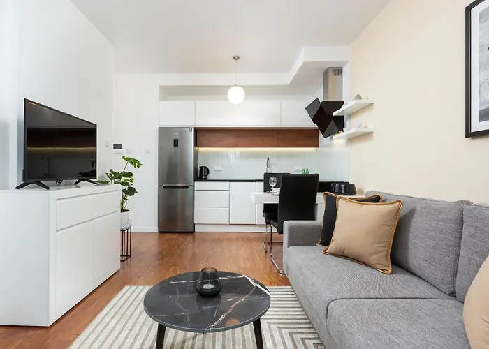 شقة Royal Center Mennica By Renters وارسو