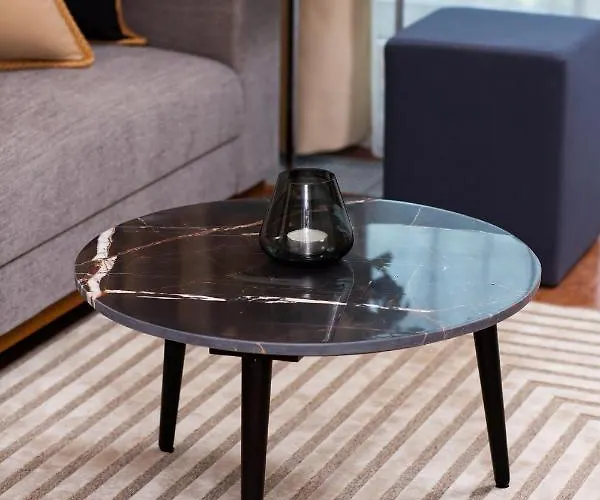 Royal Center Mennica By Renters * Varsó