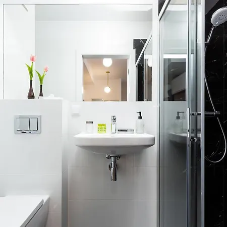 Royal Center Mennica By Renters * ワルシャワ